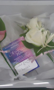Rose buttonhole & corsage